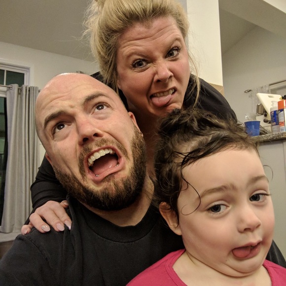 Meet your Posher, Megan - Picture 4 of 4